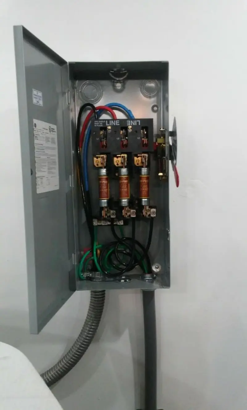 Three-phase disconnect switch installed for Electrical Wiring & Rewiring in Lochearn
